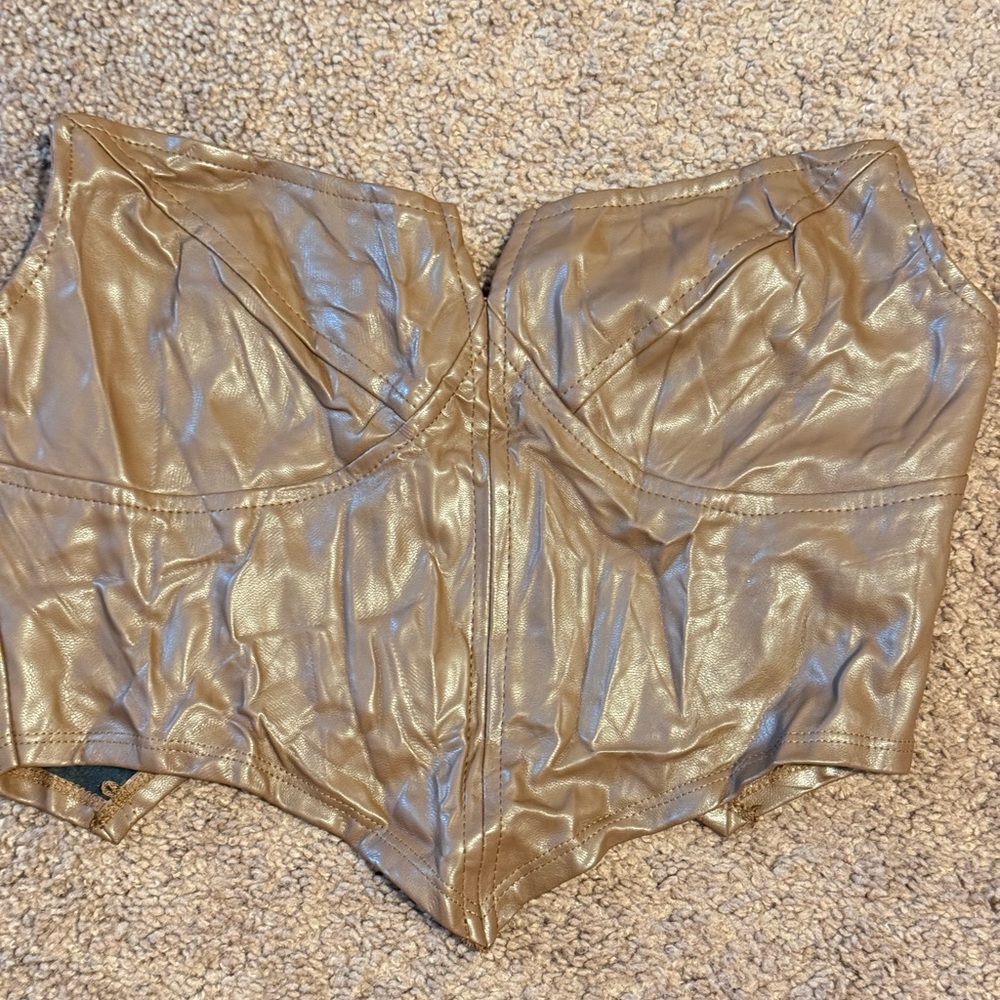 Brown Faux Leather 2-Piece Set w/ Gem Buttons – Size M 🤎